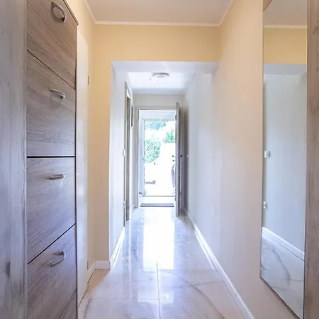 דירה Bells Of - 3 Cosy Private Free Parking לובליאנה