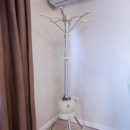 Bells Of - 3 Cosy Private Free Parking Appartement