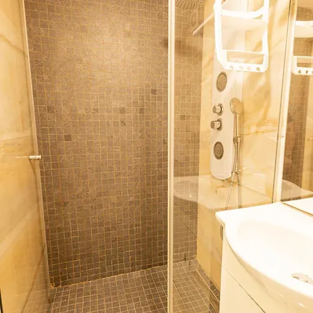 Bells Of - 3 Cosy Private Free Parking Appartement *