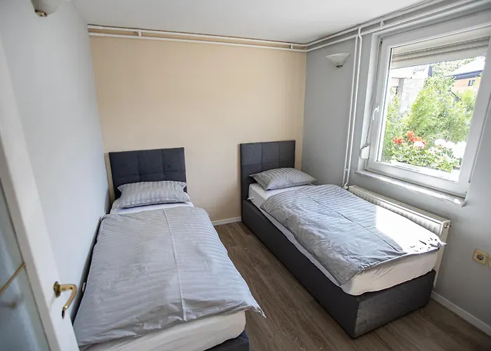 Bells Of - 3 Cosy Private Free Parking Apartman