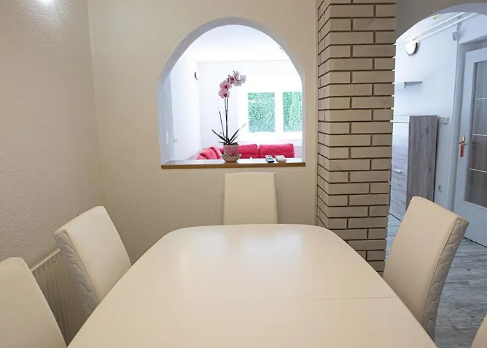 Bells Of - 3 Cosy Private Free Parking *