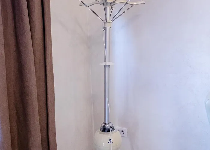 Bells Of - 3 Cosy Private Free Parking Appartamento