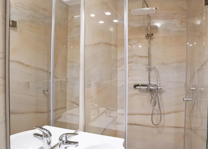 Bells Of - 3 Cosy Private Free Parking *