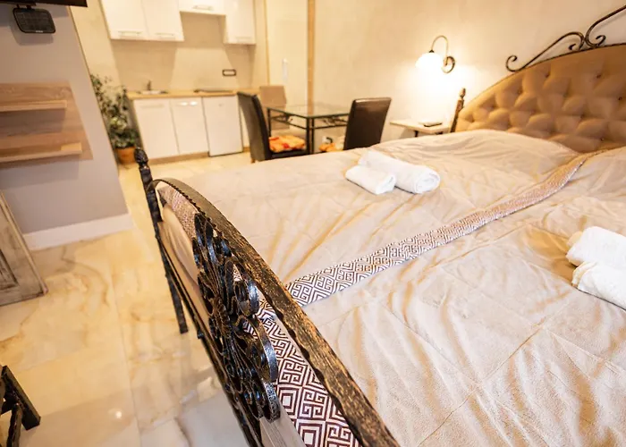 Appartamento Bells Of - 3 Cosy Private Free Parking Lubiana