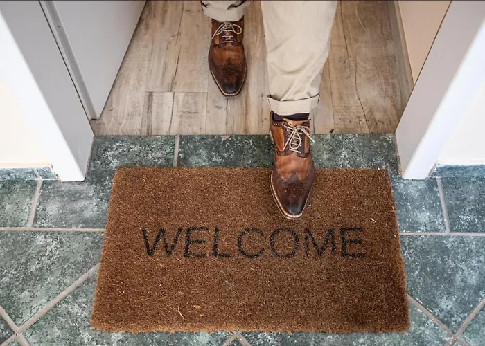 Bells Of - 3 Cosy Private Free Parking *